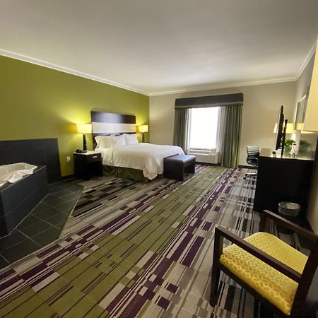 Hampton Inn By Hilton Leesville Fort Johnson Экстерьер фото
